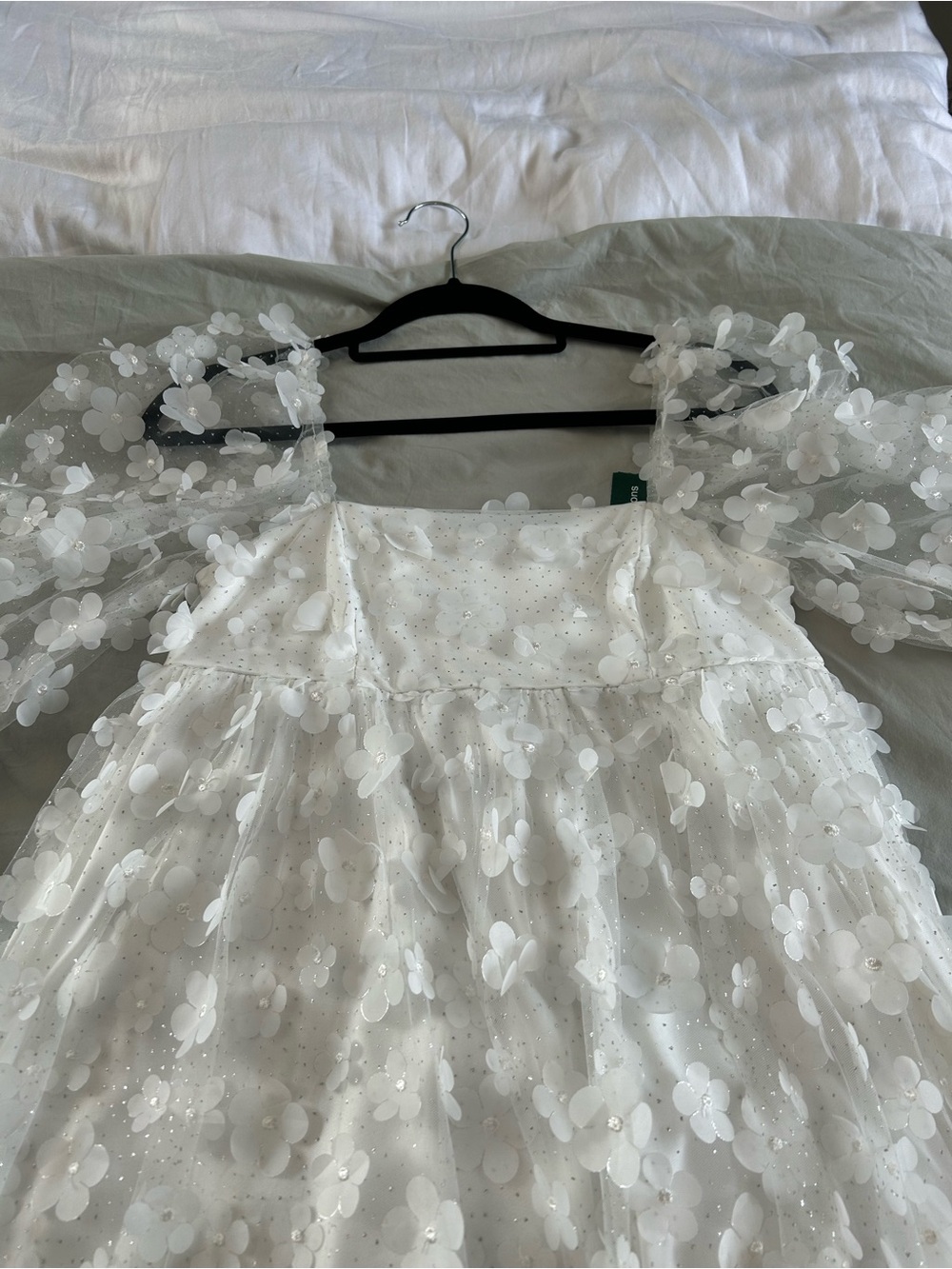 White Floral Appliqué Mini Dress - Picture 4 of 9